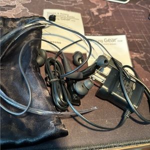 Samsung Circle Wireless Earbuds